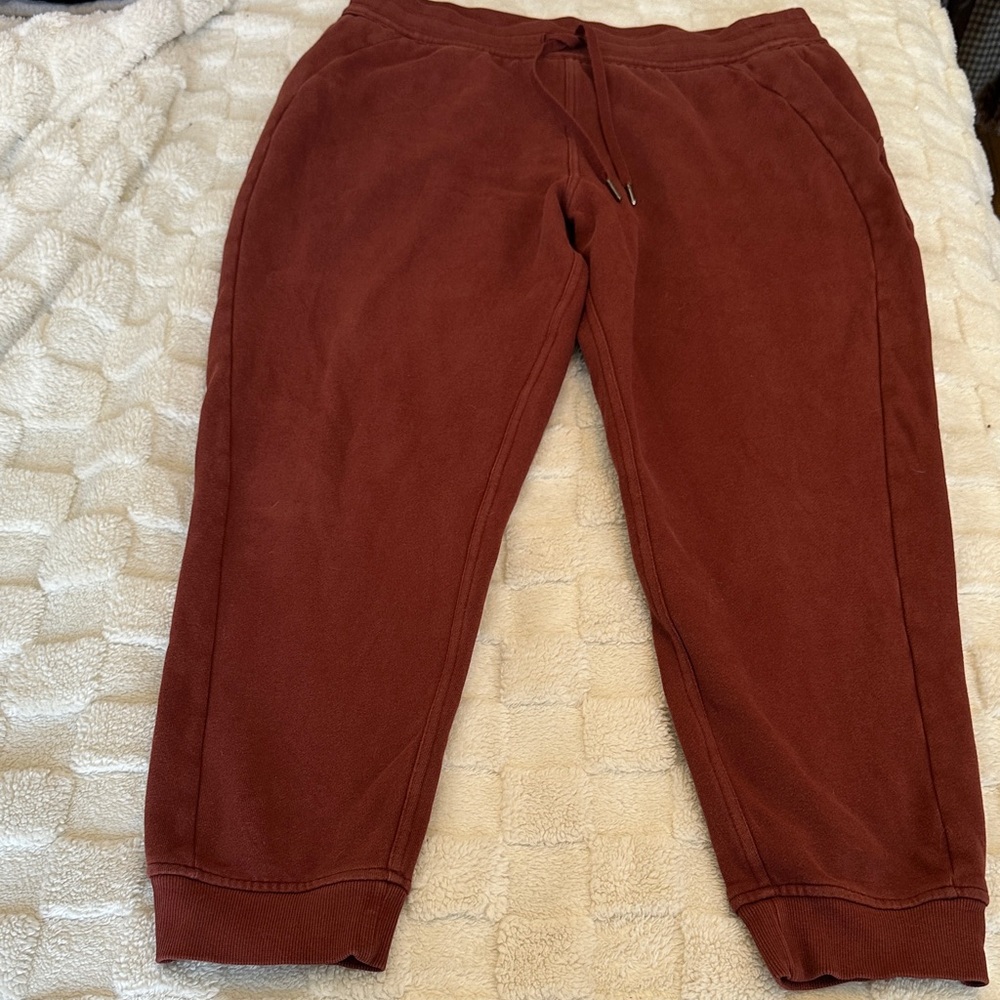 Z—-Lululemon Men's Casual Rust Joggers